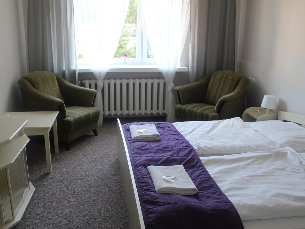Hotel Pod Debem ジェロナ・グラ エクステリア 写真