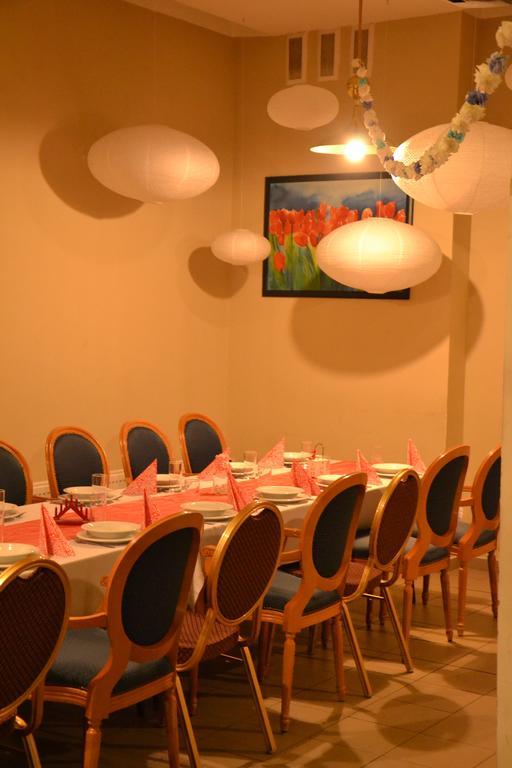 Hotel Pod Debem ジェロナ・グラ エクステリア 写真